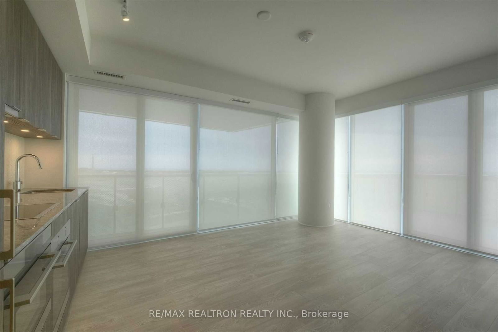 15 Queens Quay E, unit 2102 for rent