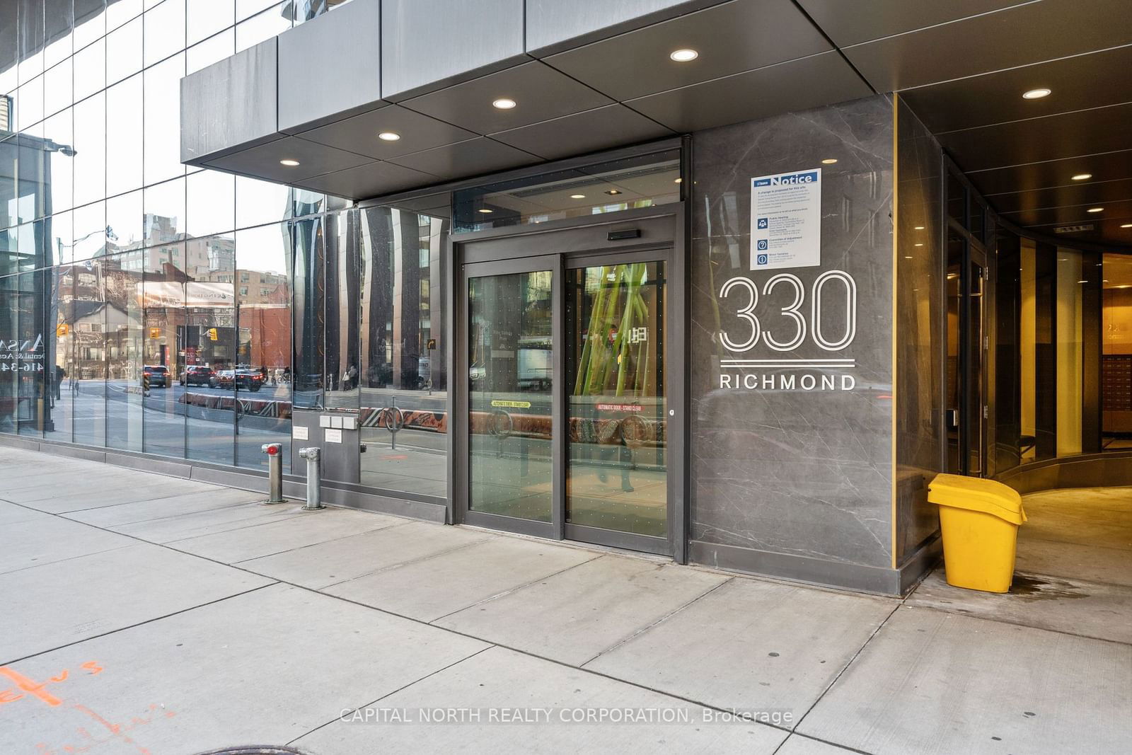 330 Richmond St W, unit 1106 for rent