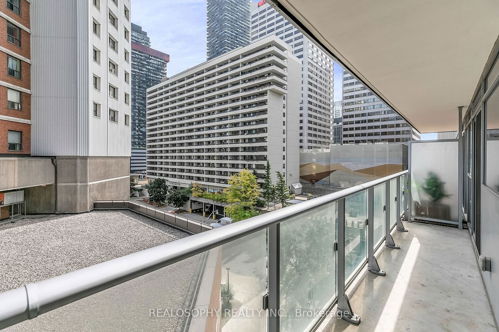 58 Orchard View Blvd, unit 506 for sale