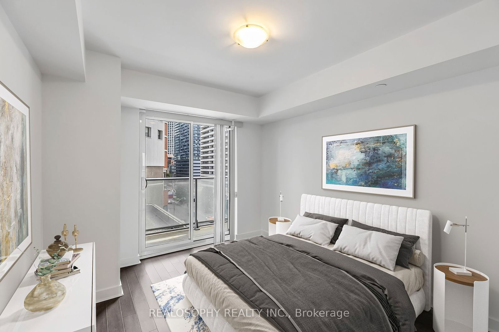 58 Orchard View Blvd, unit 506 for sale