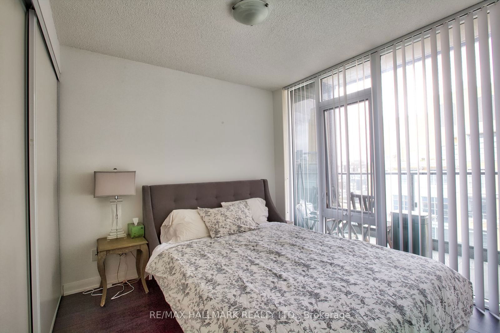 435 Richmond St W, unit 1603 for rent