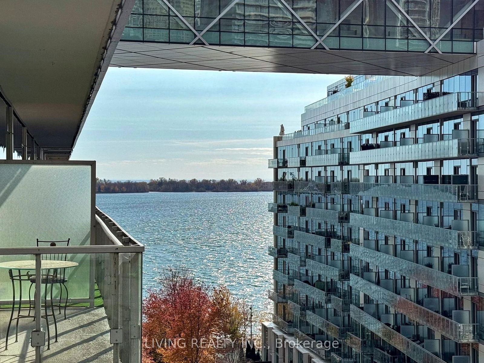 39 Queens Quay E, unit 940 for sale