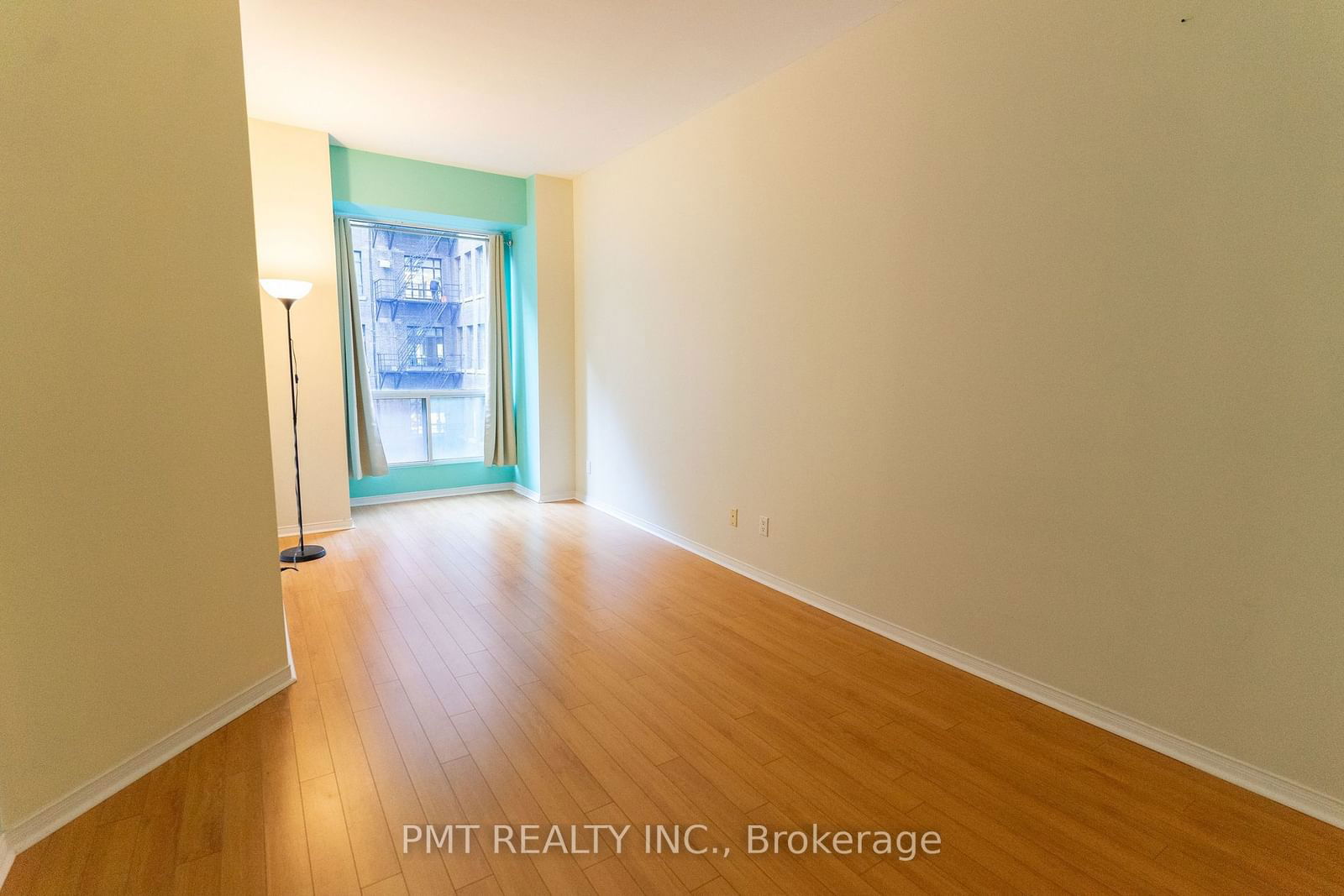 7 King St E, unit 1107 for rent