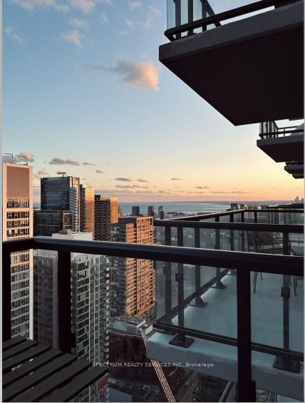 87 Peter St, unit 4513 for sale