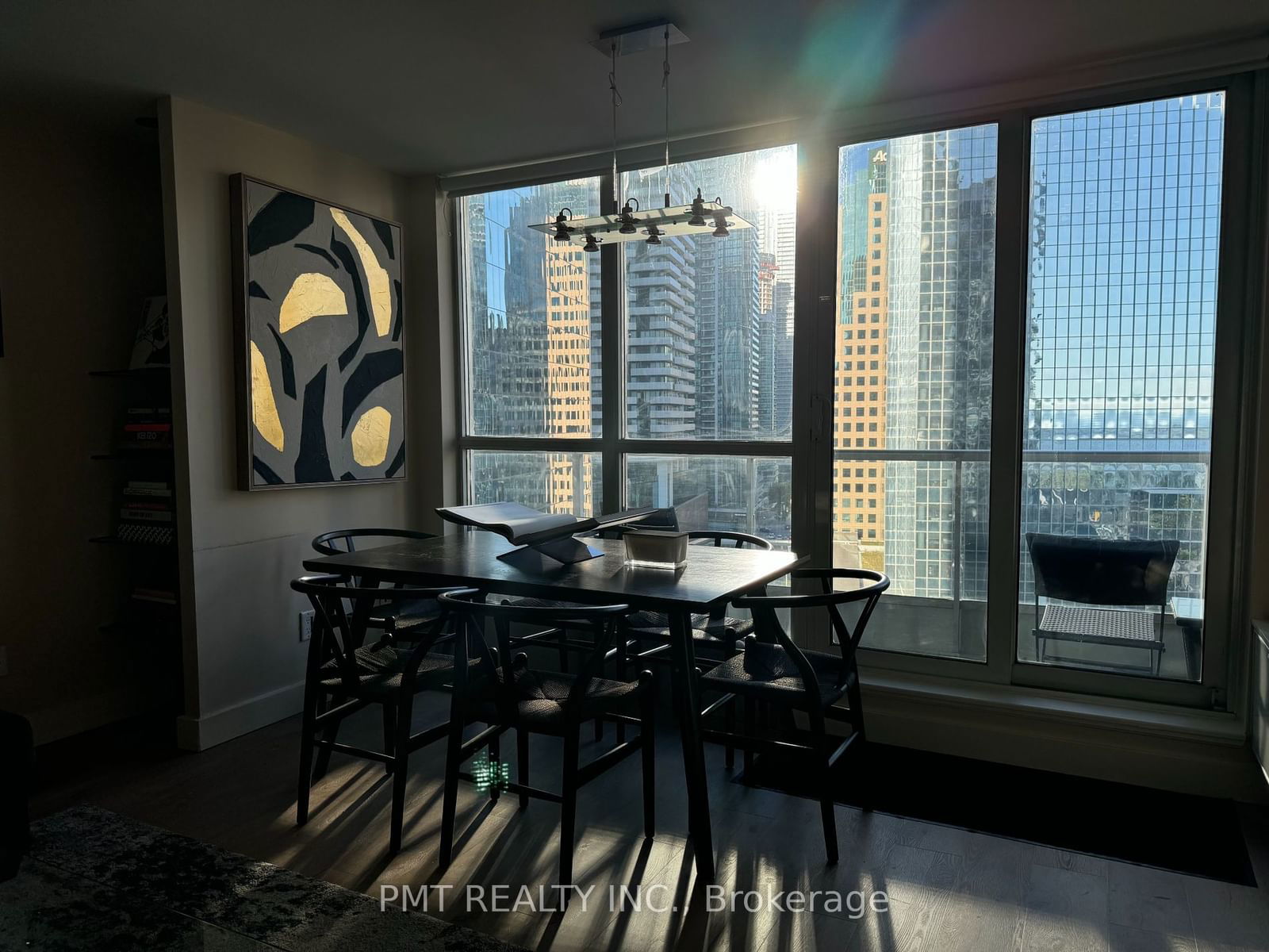 8 York St, unit 1502 for rent