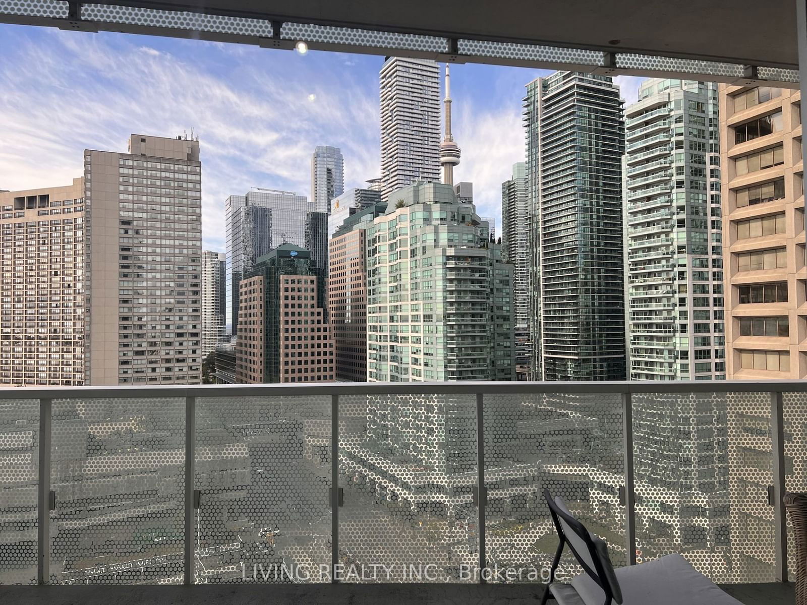 15 Queens Quay E, unit 1405 for sale