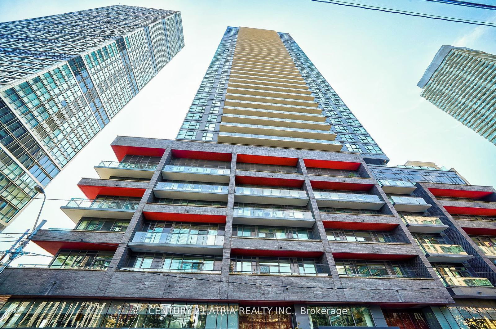 159 Dundas St E, unit 1002 for rent