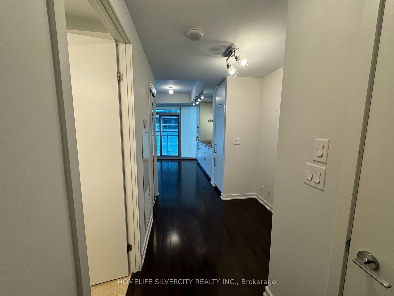 12 York St, unit 1306 for rent