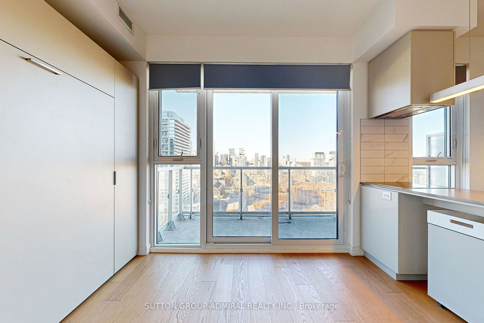 15 Lower Jarvis St, unit 1811 for sale