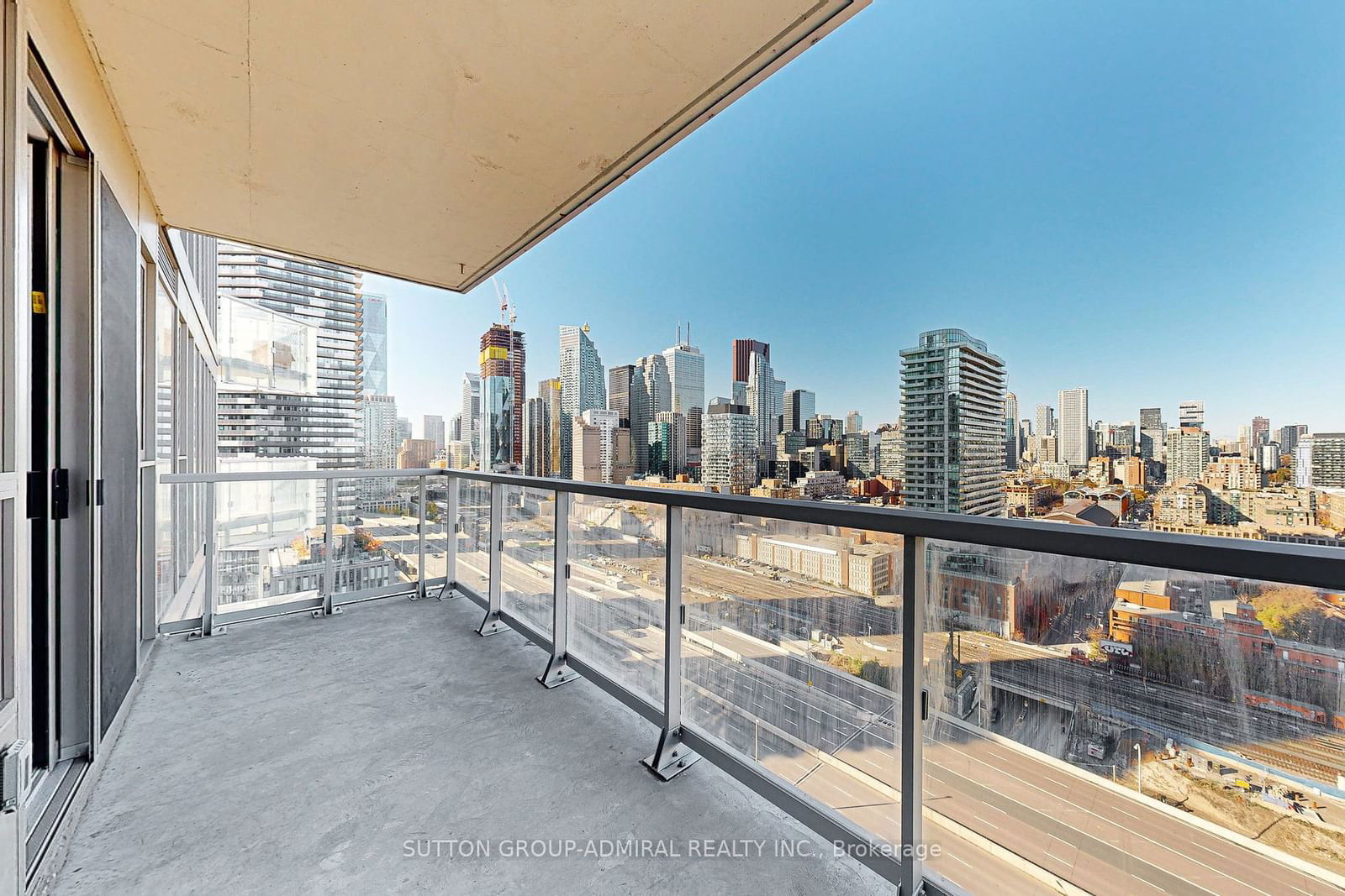 15 Lower Jarvis St, unit 1811 for sale