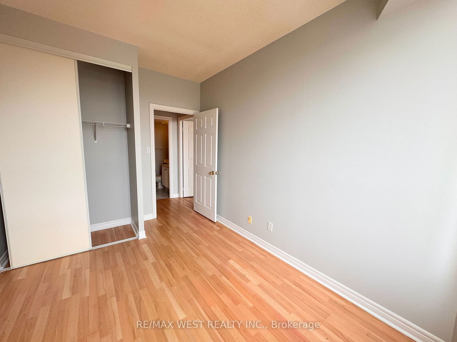 1700 Eglinton Ave E, unit PH7 for sale