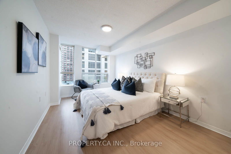 388 Bloor St E, unit 1502 for rent