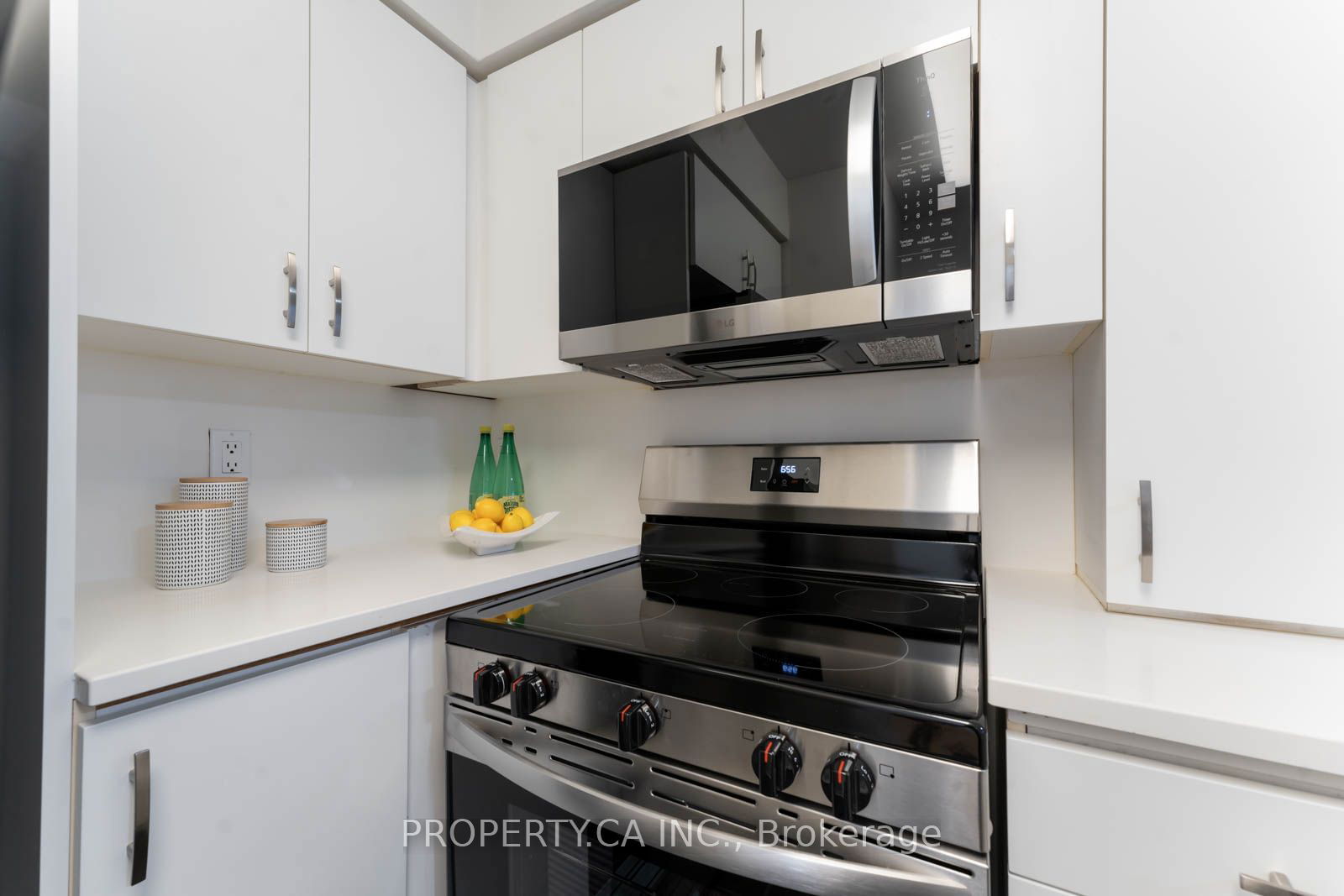 388 Bloor St E, unit 1502 for rent