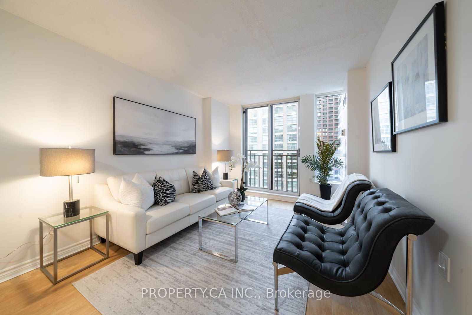 388 Bloor St E, unit 1502 for rent