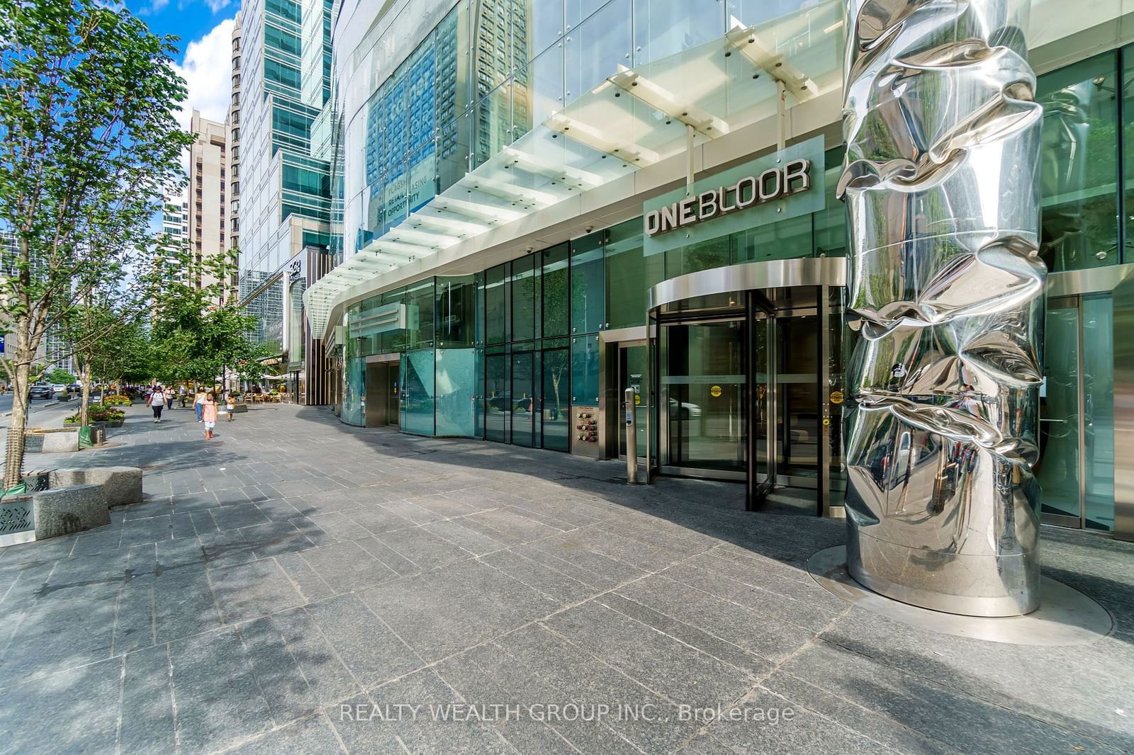 1 Bloor St E, unit 3412 for rent