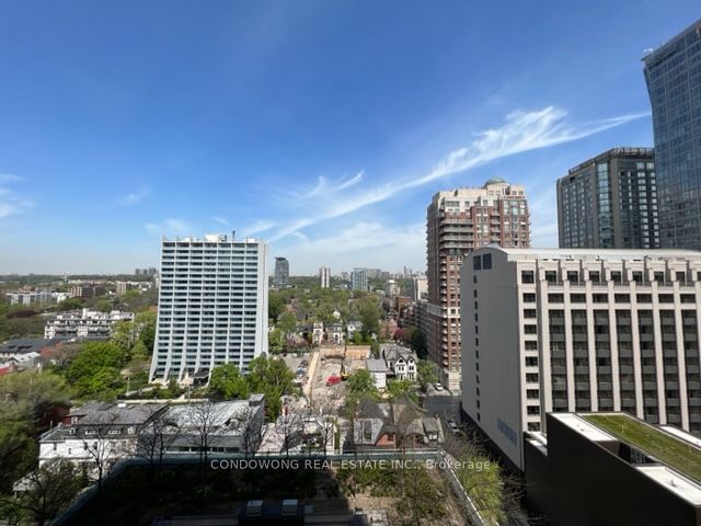 200 Bloor St W, unit 1407 for rent