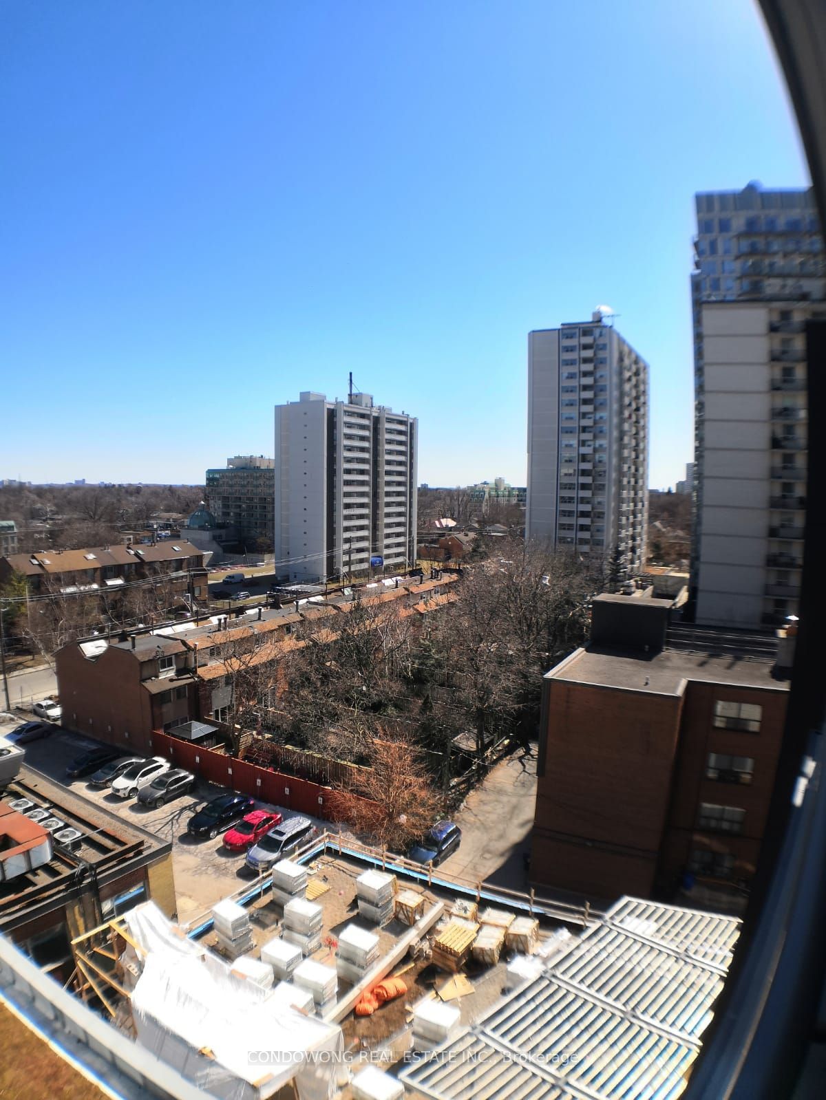 125 Redpath Ave E, unit 717 for rent