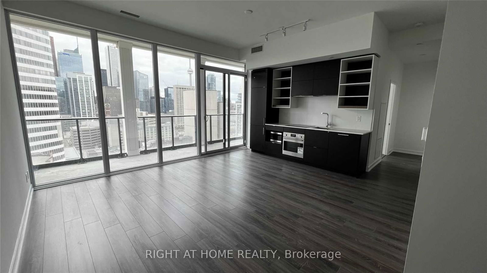 20 Edward St, unit 2110 for rent