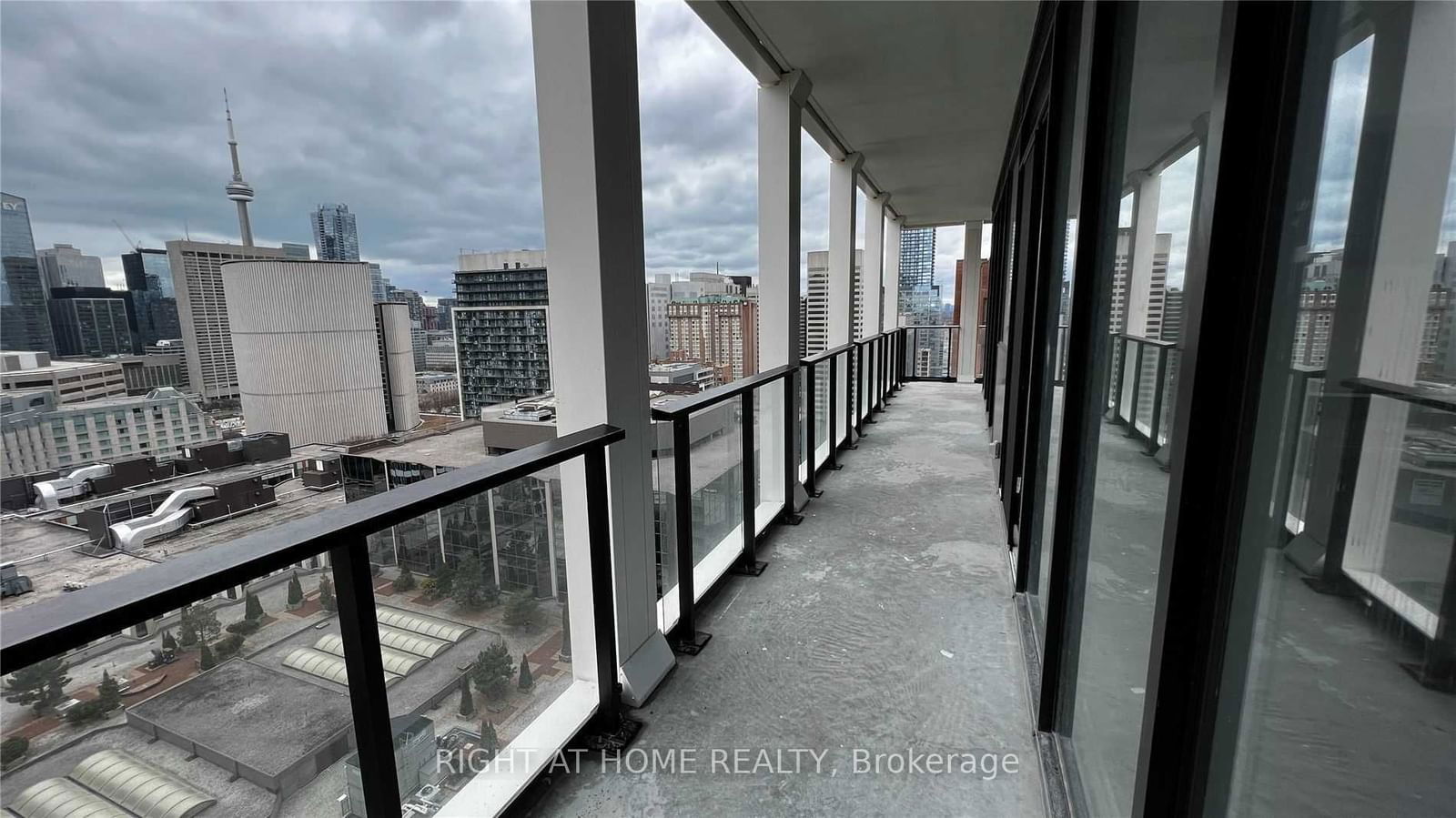 20 Edward St, unit 2110 for rent