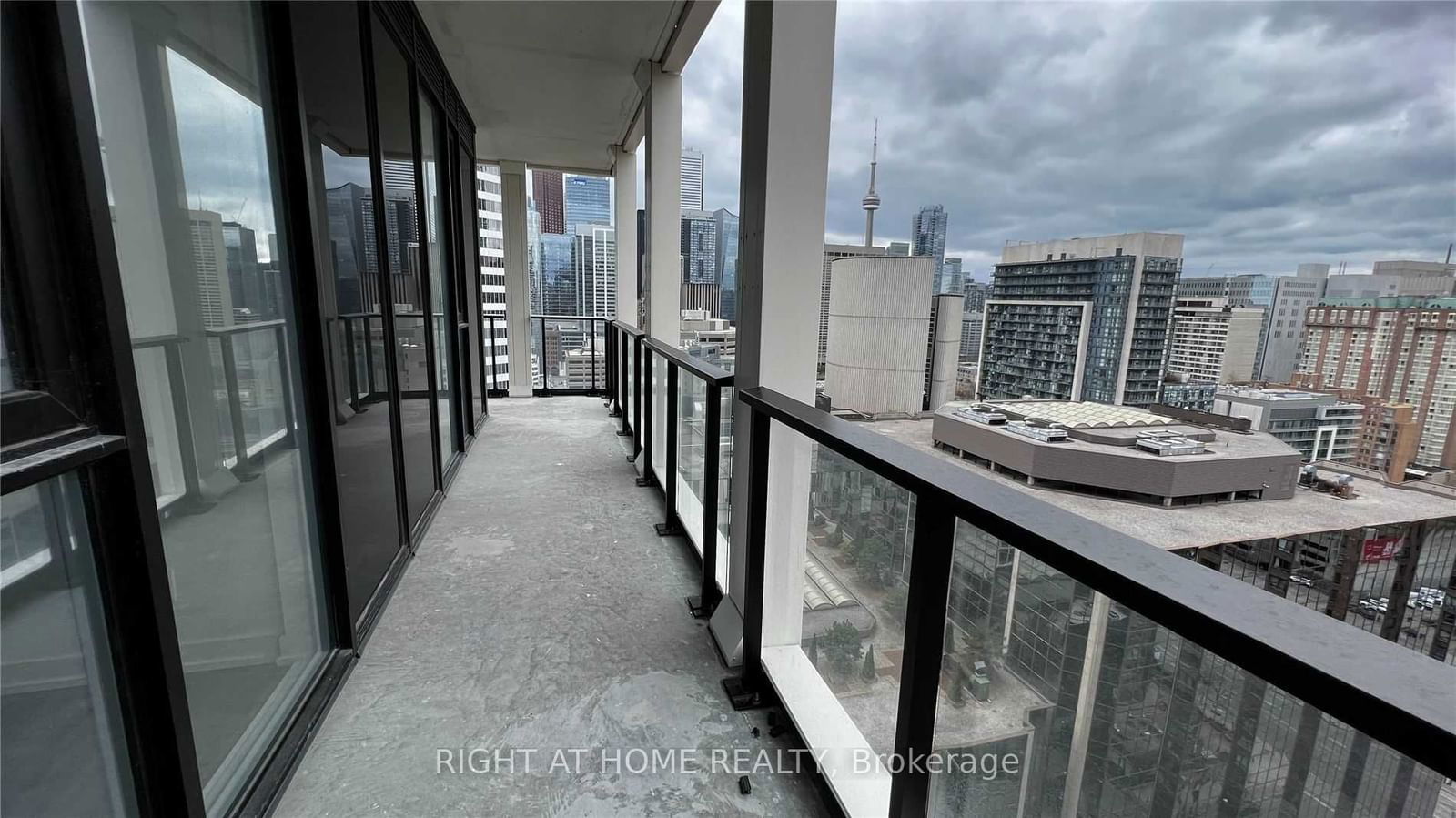 20 Edward St, unit 2110 for rent