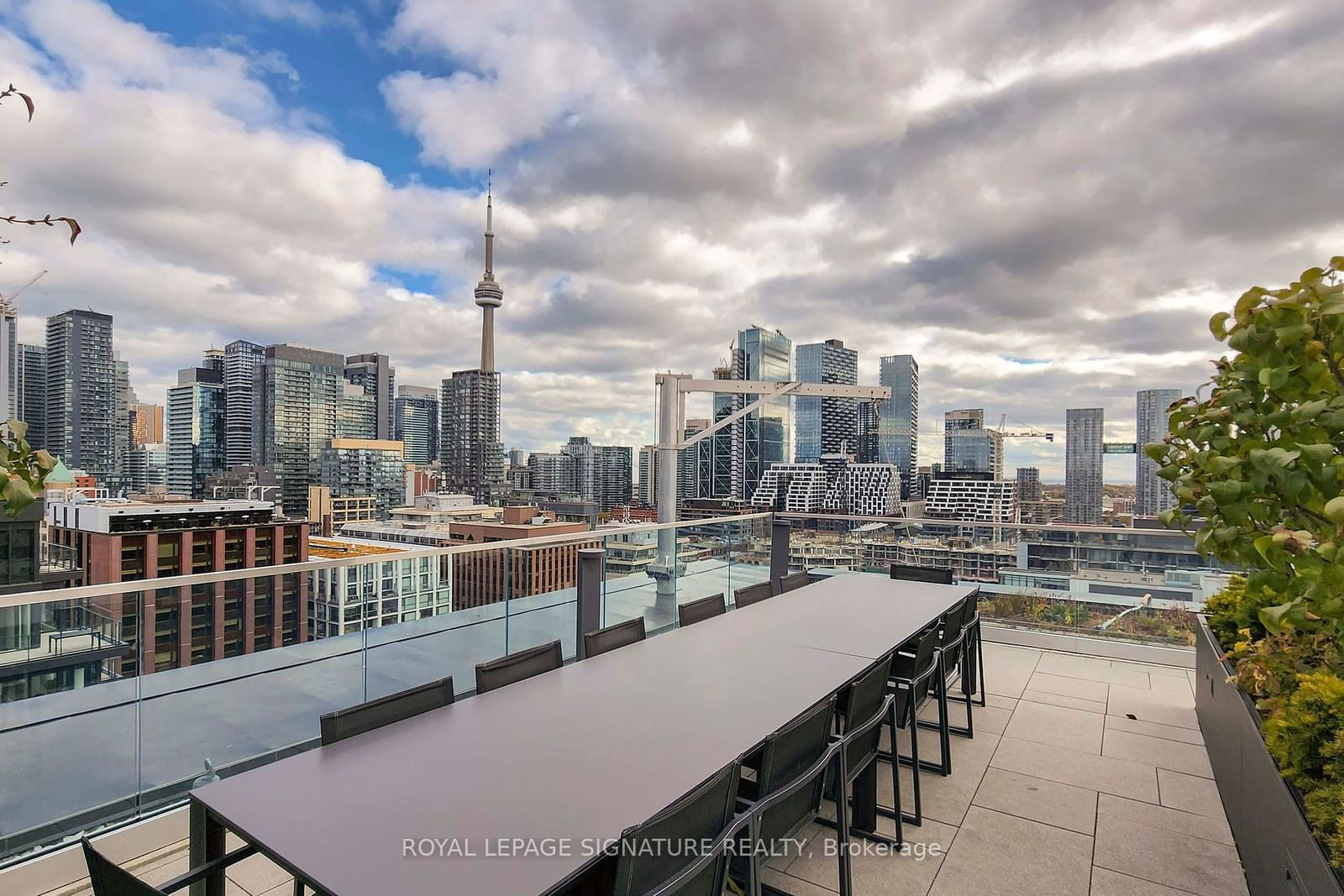 505 Richmond St W, unit 1201 for sale