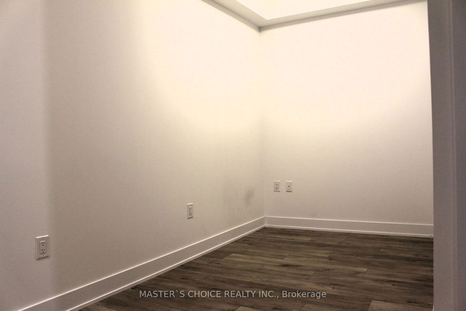 575 Bloor St E, unit 3009 for rent