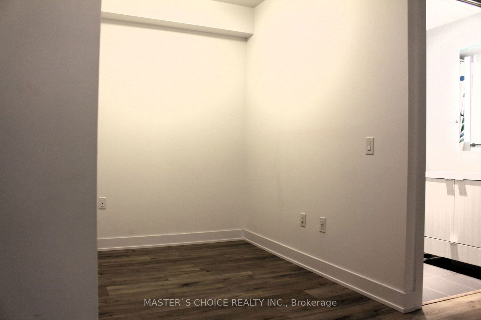 575 Bloor St E, unit 3009 for rent