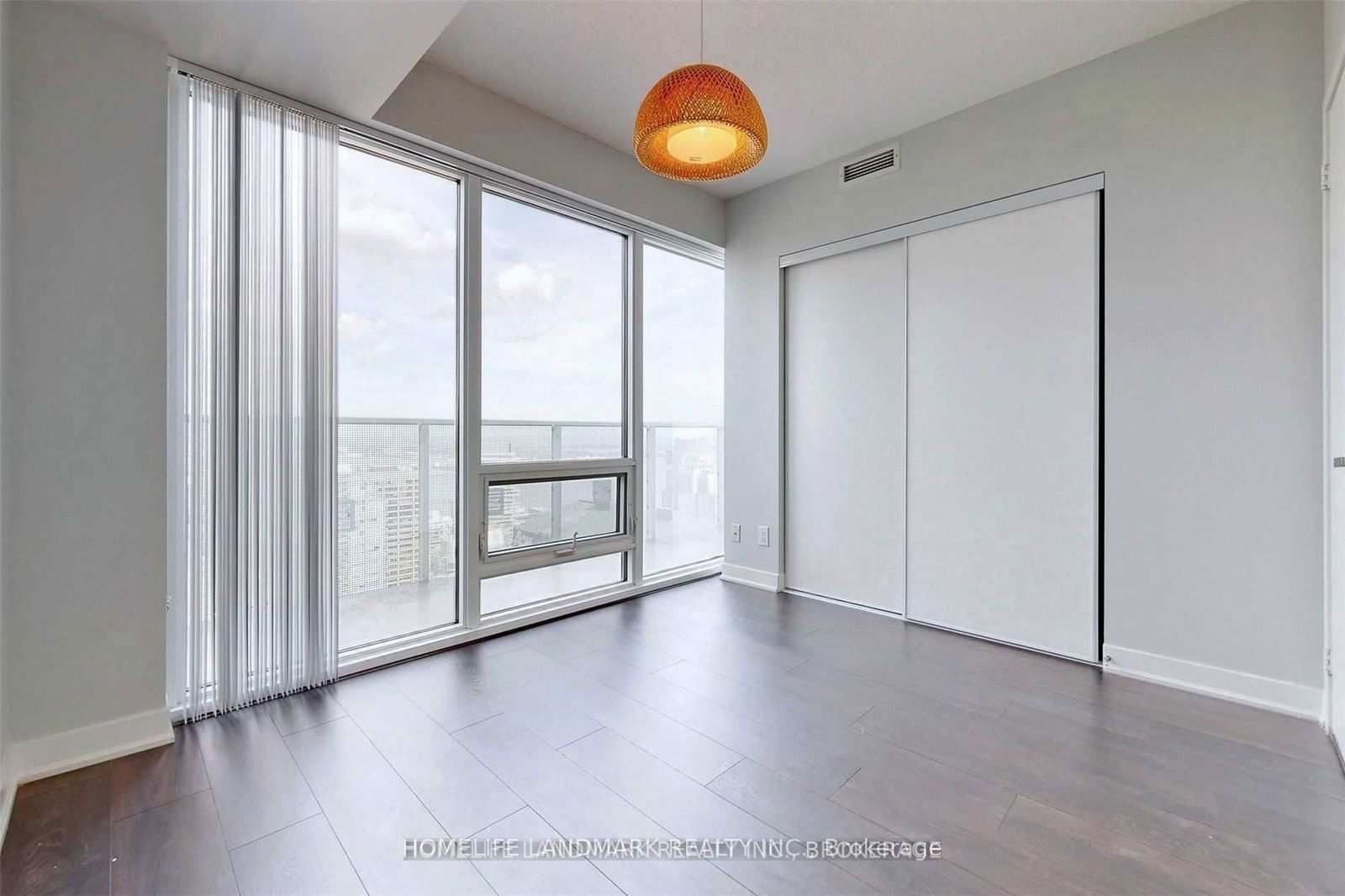 88 Harbour St, unit 4107 for rent