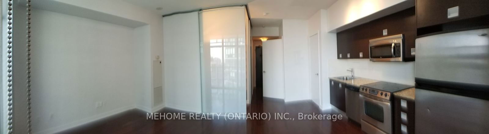 33 Charles St E, unit 2302 for rent