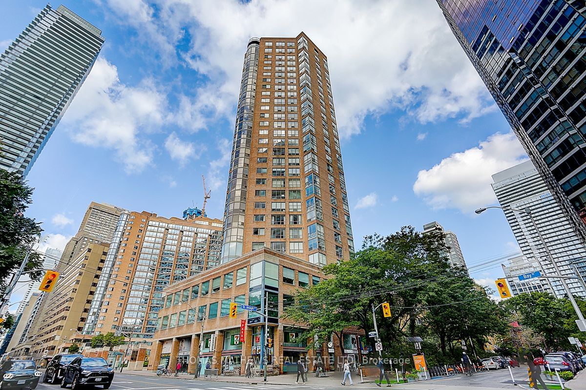 44 St Joseph St, unit 1012 for rent