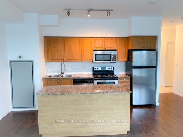 215 Fort York Blvd, unit 209 for rent