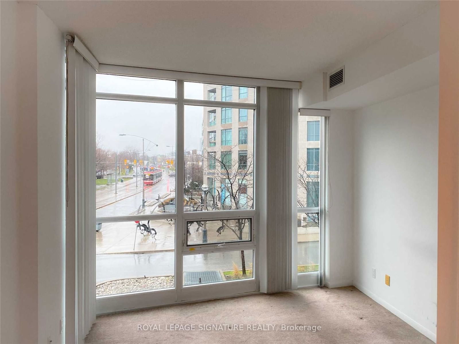 215 Fort York Blvd, unit 209 for rent