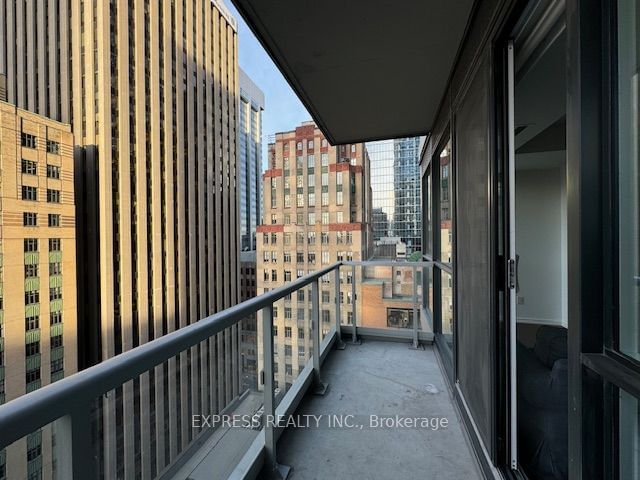 70 Temperance St, unit 1802 for rent