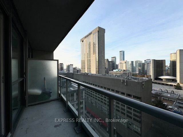 70 Temperance St, unit 1802 for rent