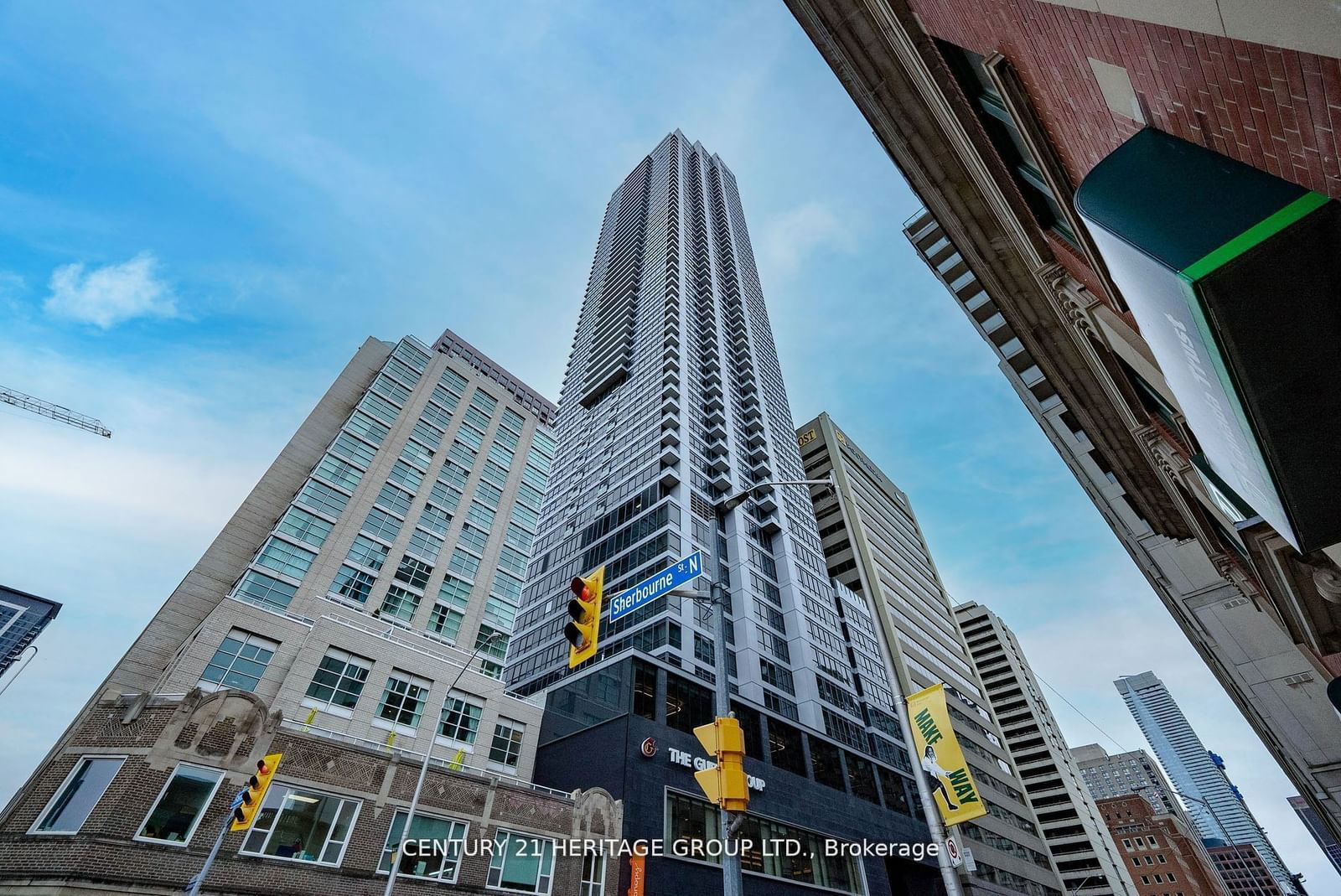 395 Bloor St E, unit 2102 for rent