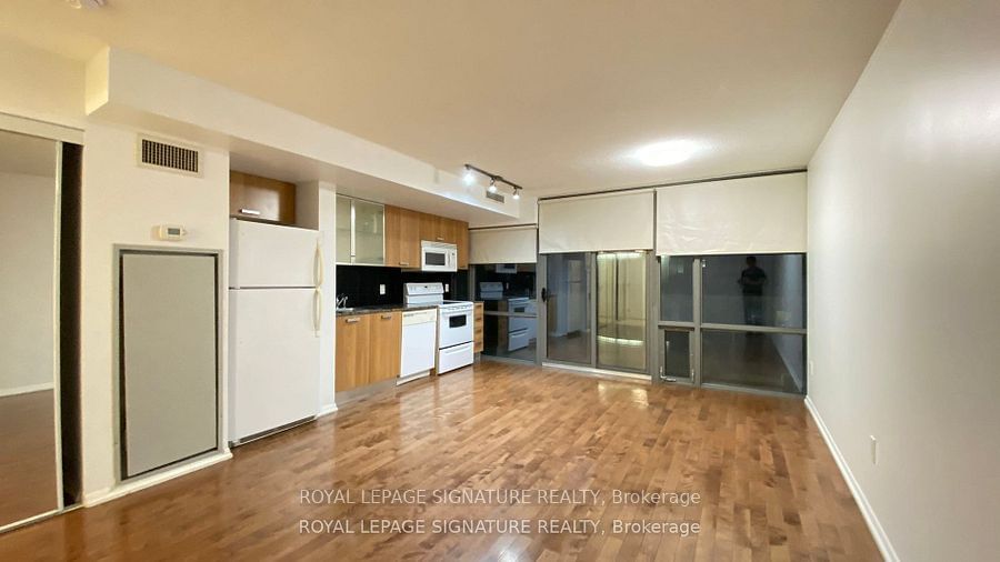 38 Grenville St, unit 1105 for rent