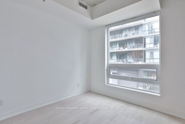 20 Gladstone Ave, unit 316 for rent