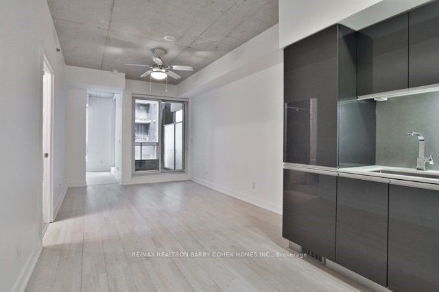 20 Gladstone Ave, unit 316 for rent