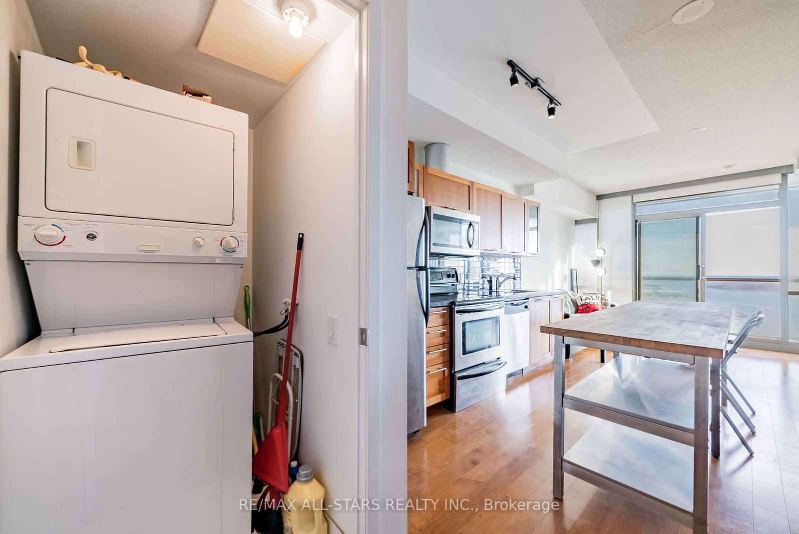 33 Mill St, unit 2105 for sale