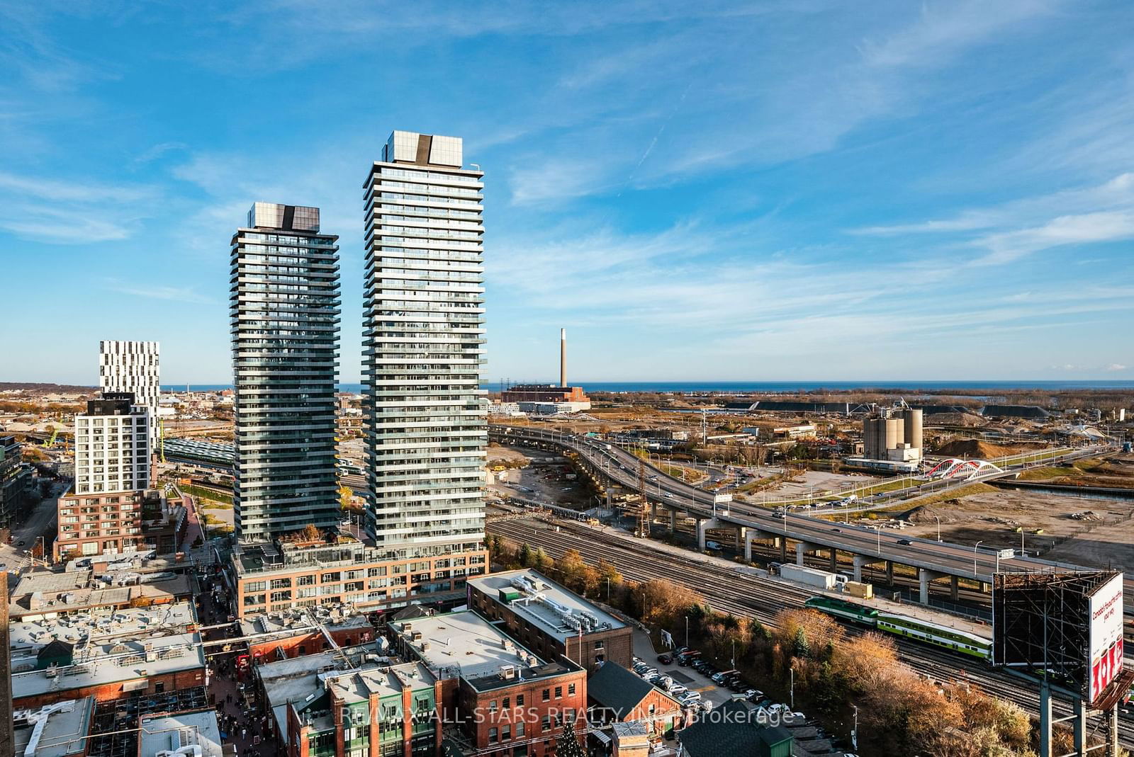 33 Mill St, unit 2105 for sale