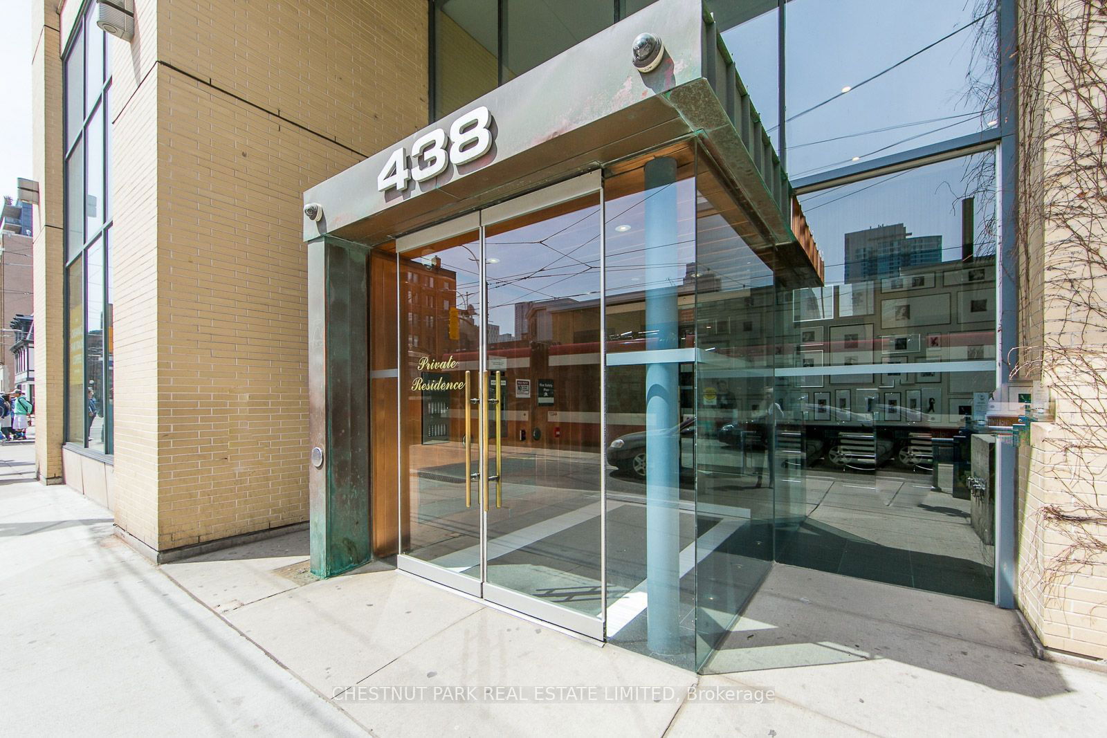 438 King St W, unit 417 for rent