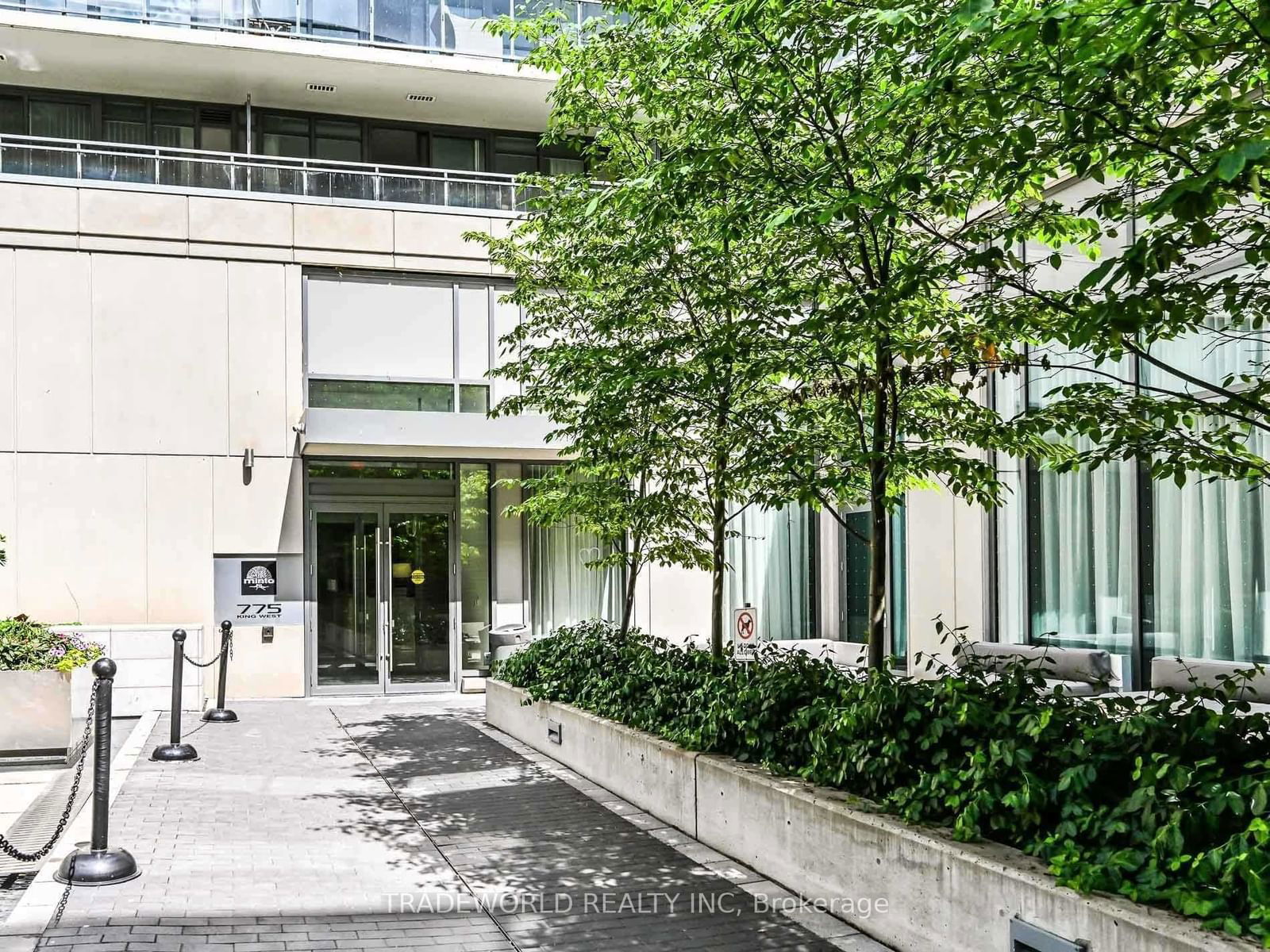 775 King St W, unit 513 for rent