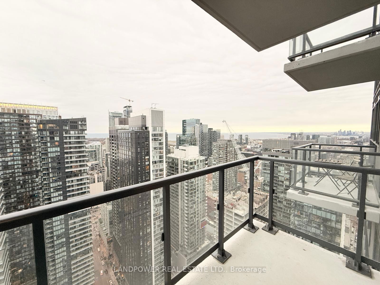 87 Peter St, unit 4401 for sale