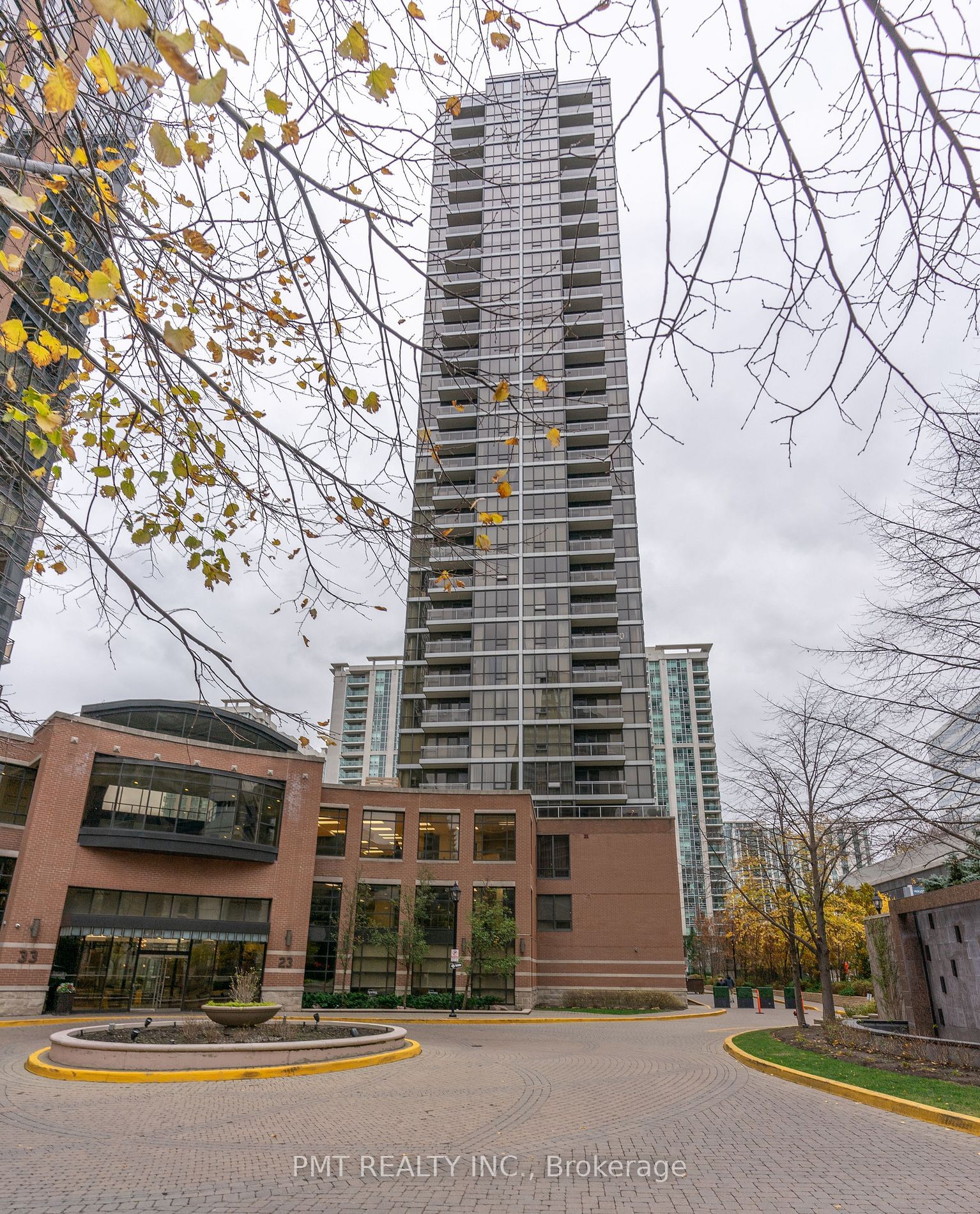 23 Sheppard Ave E, unit 1602 for rent