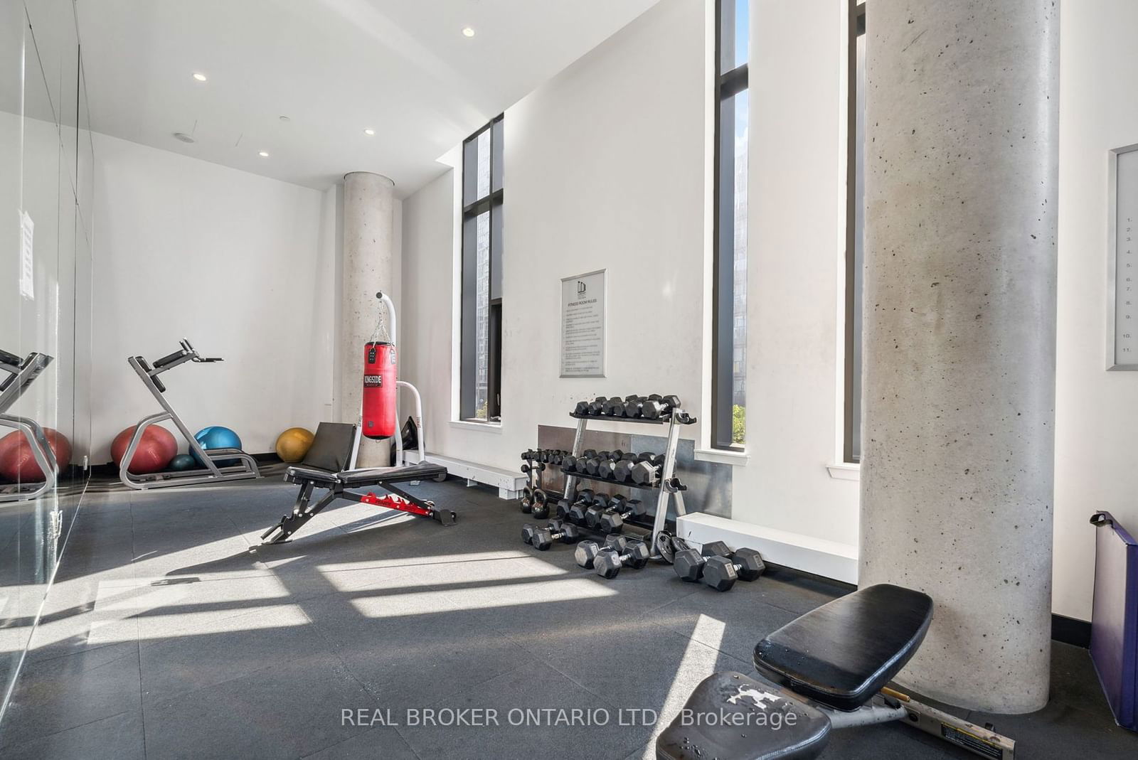 170 Fort York Blvd, unit 303 for sale