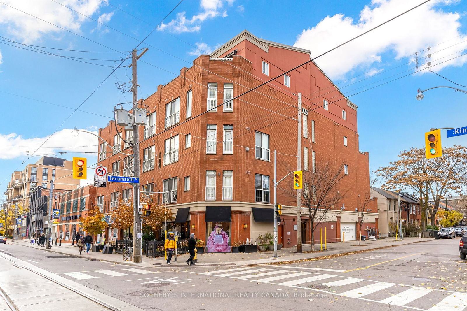 766 King St W, unit 303 for rent