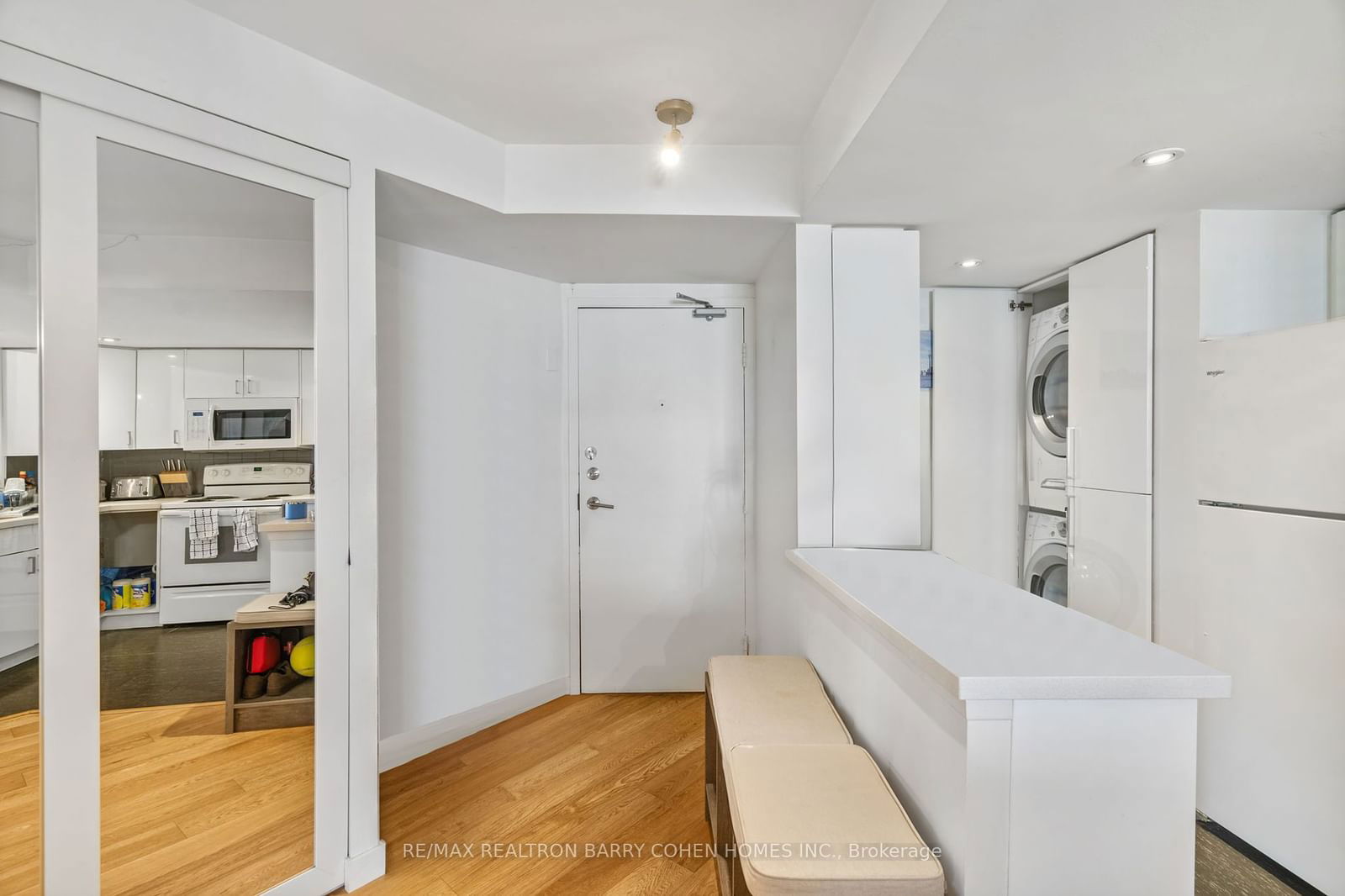 77 Maitland Pl, unit Ph2 for sale