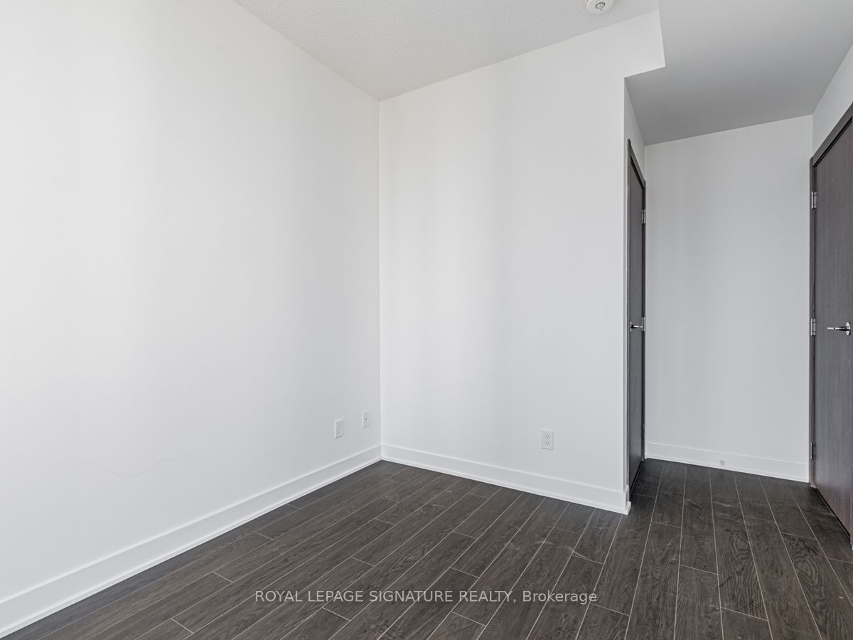 19 Bathurst St, unit 2608 for rent