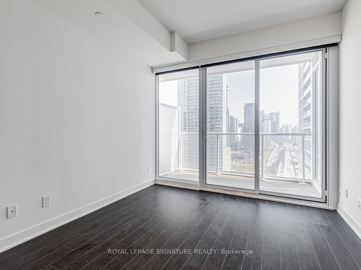 19 Bathurst St, unit 2608 for rent