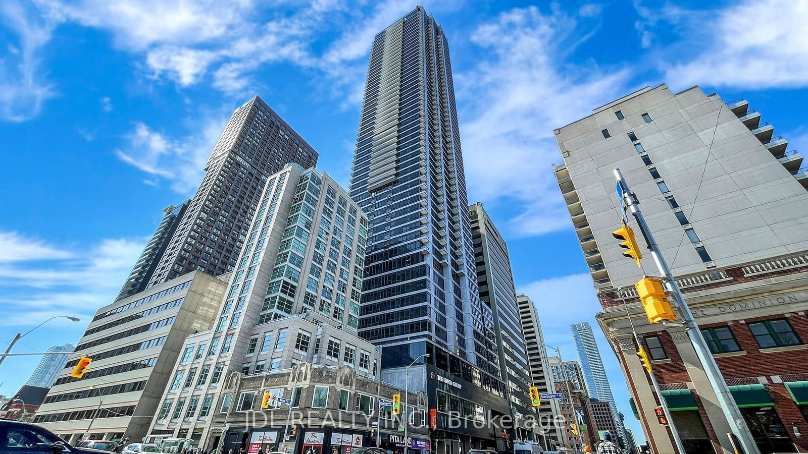 395 Bloor St E, unit 1608 for rent